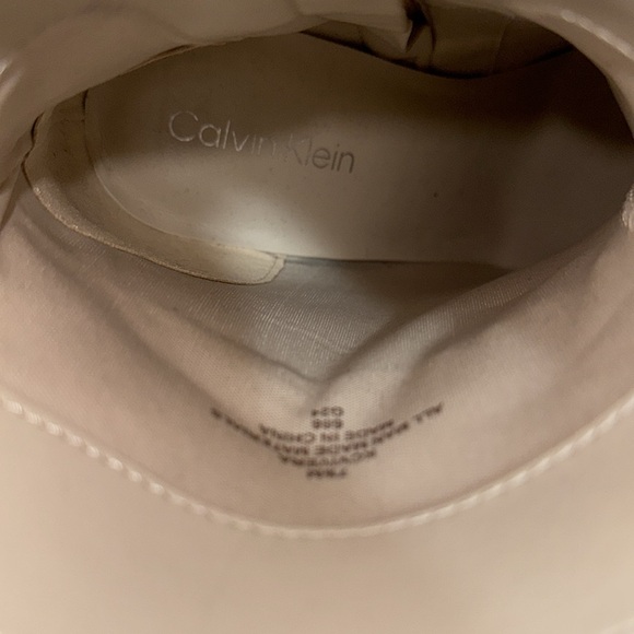 Calvin Klein Vivera Pointy Toe Stiletto Heel Cream Dress Booties size 7.5 - Picture 6 of 6